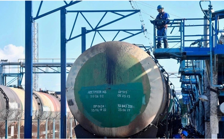 Vì sao Nga công bố lệnh cấm xuất khẩu xăng trong 6 tháng