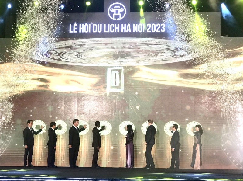 Quý I: Du lịch Hà Nội ước đạt gần 21,5 nghìn tỷ đồng Quý I: Du lịch Hà Nội ước đạt gần 21,5 nghìn tỷ đồng