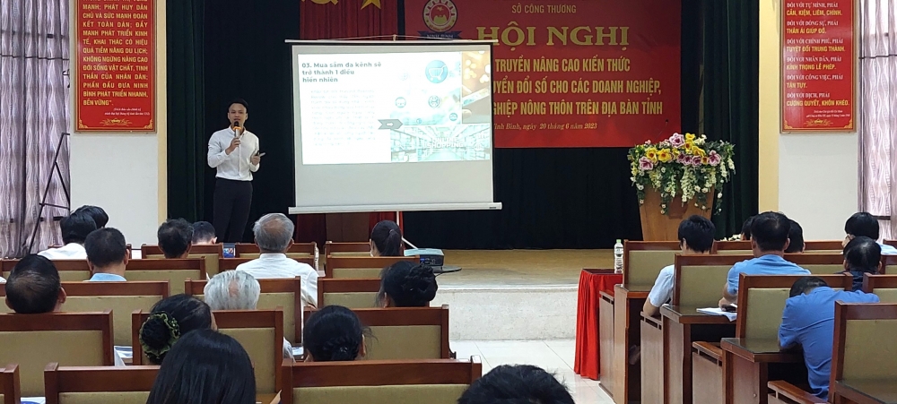 Nâng cao kiến thức ứng dụng chuyển đổi số cho các doanh nghiệp, cơ sở công nghiệp nông thôn trên địa bàn tỉnh Ninh Bình