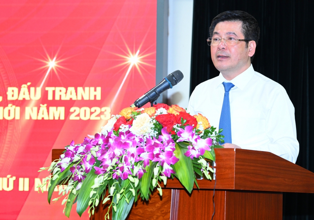 Tập thể và cá nhân thuộc Tổng cục QLTT được vinh danh tại Lễ trao giải Cuộc thi chính luận Bảo vệ nền tảng tư tưởng của Đảng Tập thể và cá nhân thuộc Tổng cục QLTT được vinh danh tại Lễ trao giải Cuộc thi chính luận Bảo vệ nền tảng tư tưởng của Đảng