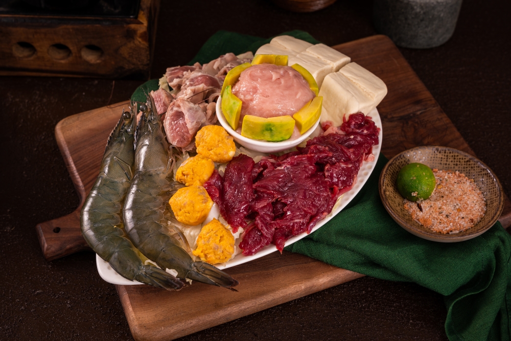 Độc đáo ẩm thực lẩu tôm bầu cho ngày hè