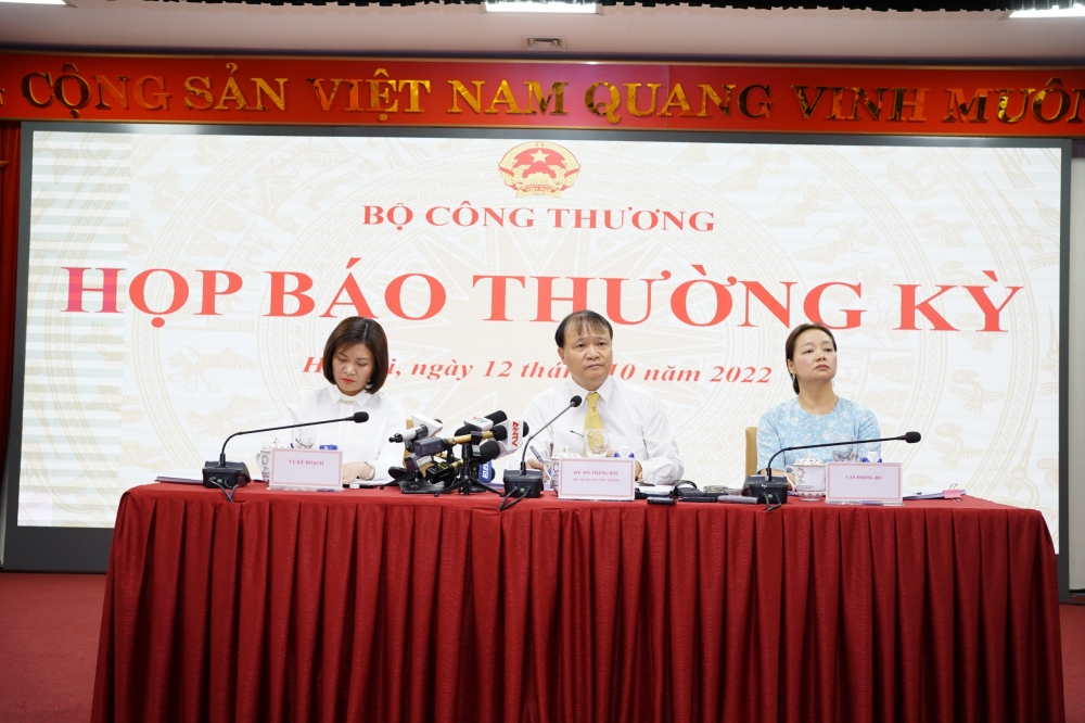 Xuất nhập khẩu 9 tháng năm 2022 tiếp tục tăng cao với cùng kỳ