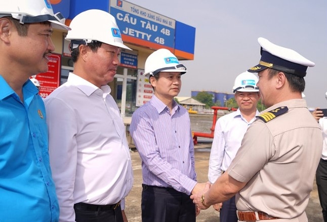 Tổng kho Nhà Bè đạt sản lượng kỷ lục 6 triệu m3-tấn