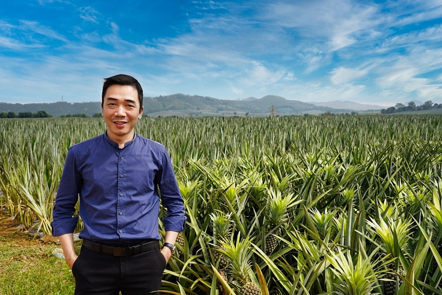 Lắng trong vườn đời: Tình ca cho người Quản lý thị trường Lắng trong vườn đời: Tình ca cho người Quản lý thị trường