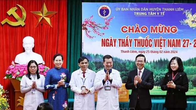 Nhiều hoạt động chúc mừng Ngày Thầy thuốc Việt Nam