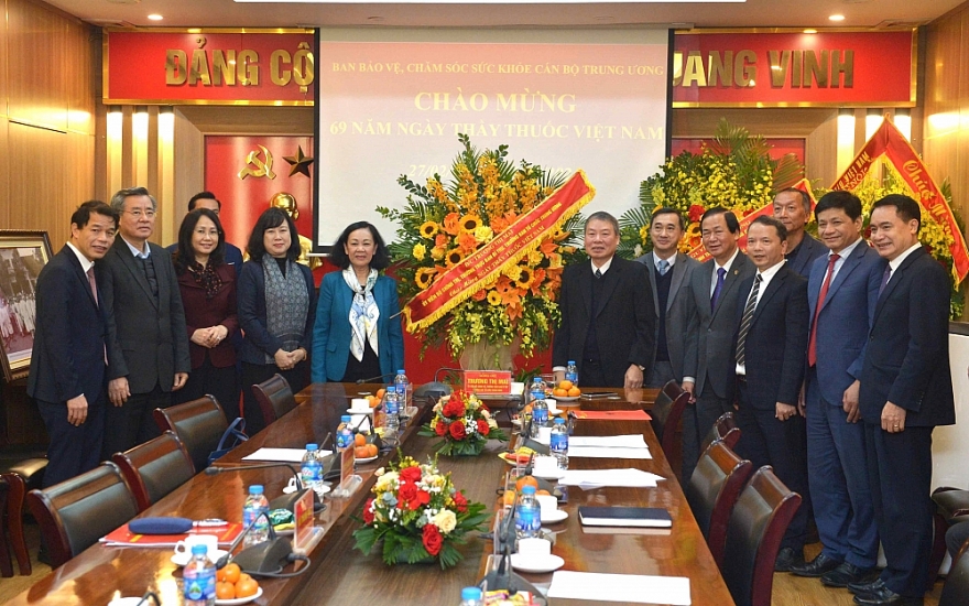 Nhiều hoạt động chúc mừng Ngày Thầy thuốc Việt Nam