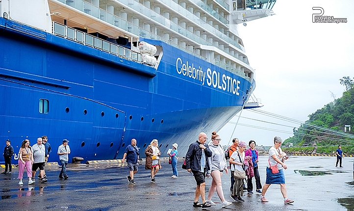 Du lịch tàu biển hút khách Du lịch tàu biển hút khách