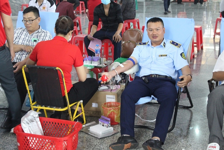 Quản lý thị trường Hậu Giang: Giọt máu trao đi, yêu thương lan tỏa
