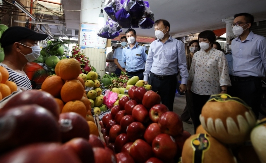 Tổ công tác đặc biệt Bộ Công Thương kiểm tra cung ứng hàng hoá ở các chợ truyền thống