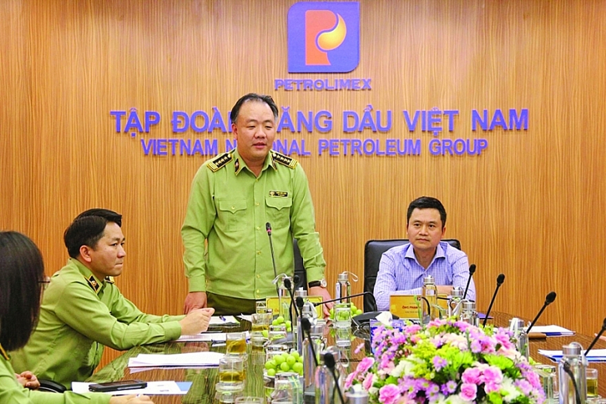 Triệt để xử lý vi phạm trong kinh doanh xăng dầu Triệt để xử lý vi phạm trong kinh doanh xăng dầu