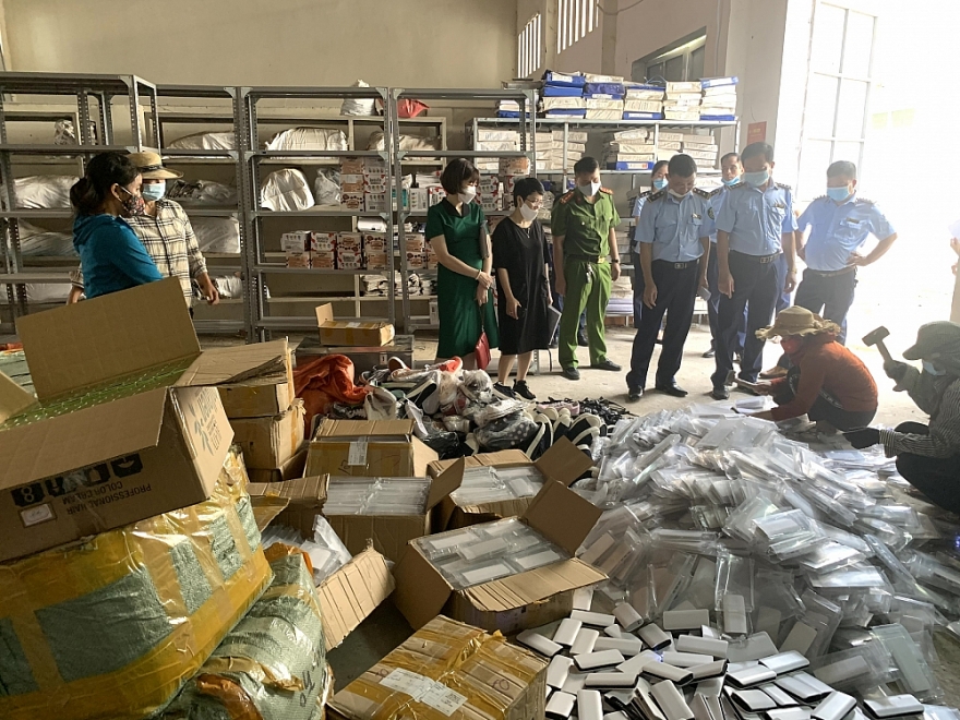 Hòa Bình: Tiêu hủy trên 6.000 sản phẩm tang vật tịch thu