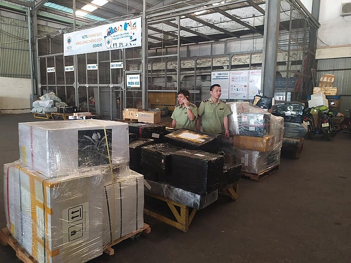 hang không, buôn lậu, hàng giả, 