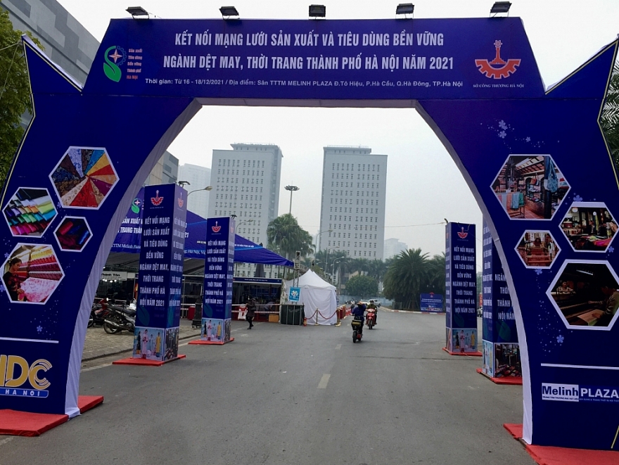 Kết nối mạng lưới sản xuất và tiêu dùng bền vững ngành dệt may