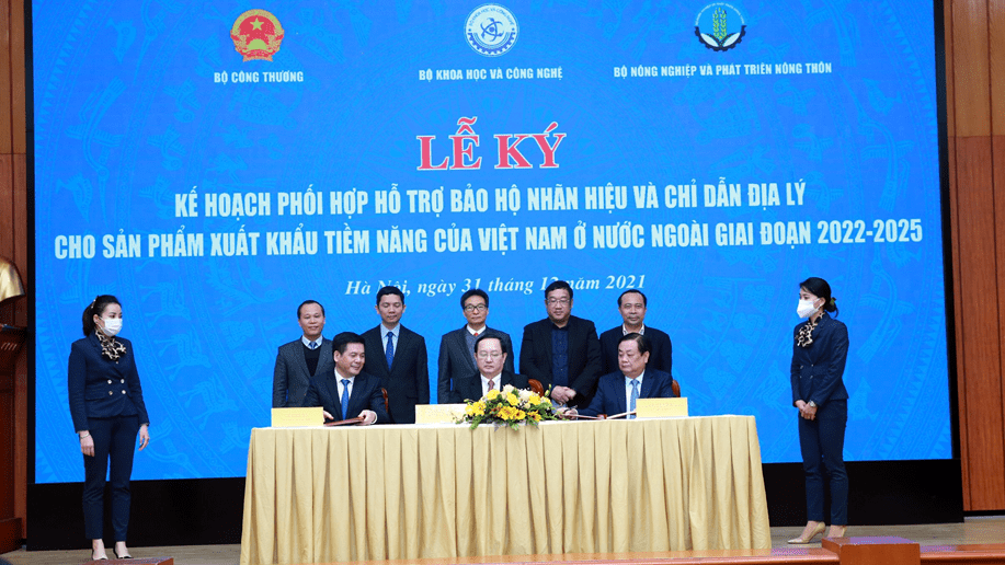 3 Bộ vào cuộc hỗ trợ, bảo hộ nhãn hiệu và chỉ dẫn địa lý cho hàng xuất khẩu