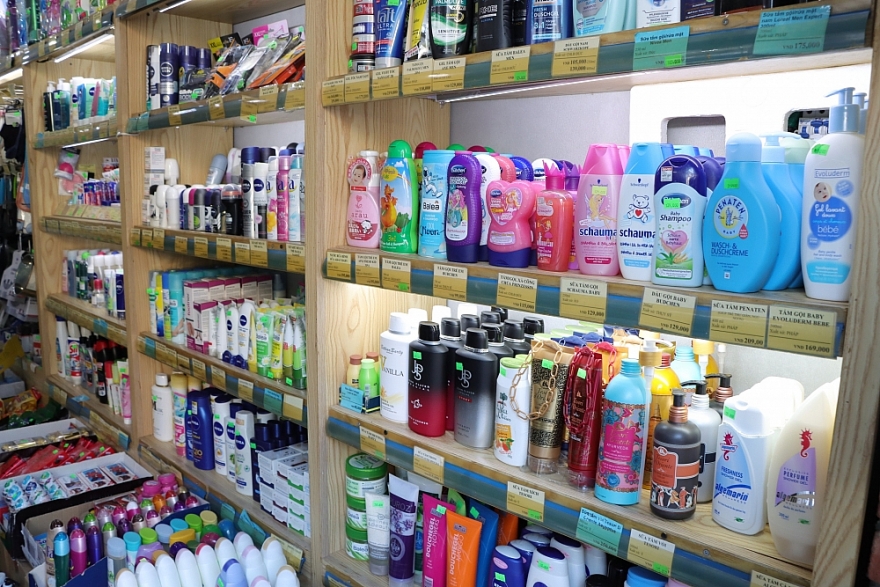 Kiểm tra chuỗi “Hệ thống Ngôi Nhà Đức”, thu giữ nhiều sản phẩm vi phạm