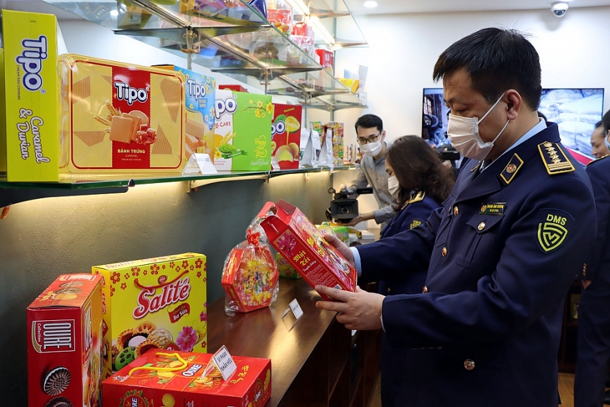 Trên 400 sản phẩm trưng bày, giới thiệu tại Phòng trưng bày, nhận diện hàng thật - hàng vi phạm