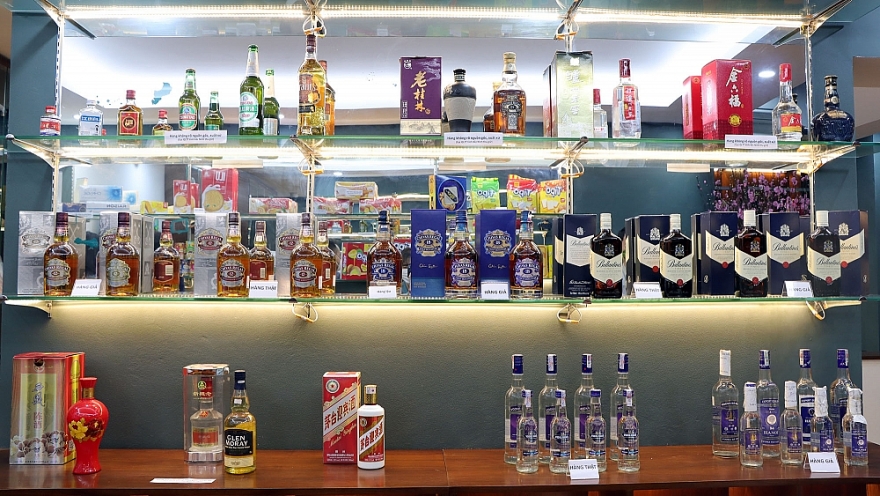 Trên 400 sản phẩm trưng bày, giới thiệu tại Phòng trưng bày, nhận diện hàng thật - hàng vi phạm