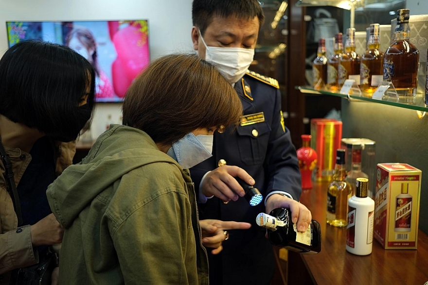 Trên 400 sản phẩm trưng bày, giới thiệu tại Phòng trưng bày, nhận diện hàng thật - hàng vi phạm