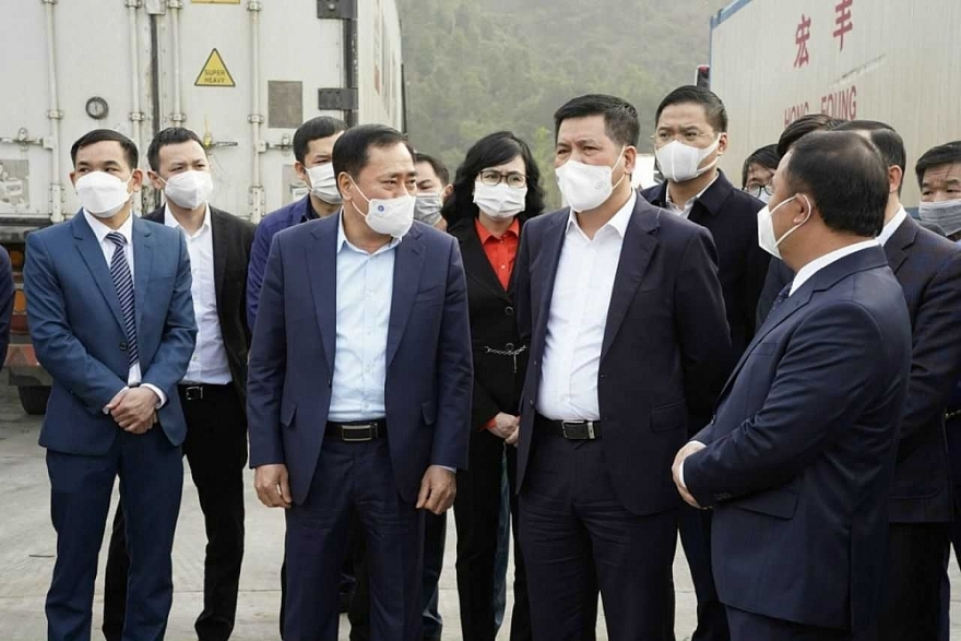 Cửa khẩu Tân Thanh khôi phục thông quan, ùn tắc nông sản sẽ được giải tỏa