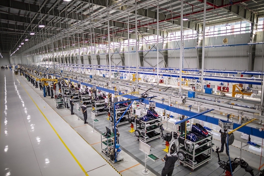 Thủ tướng giao Bộ Công Thương xem xét thu hút nhà đầu tư sản xuất xe điện