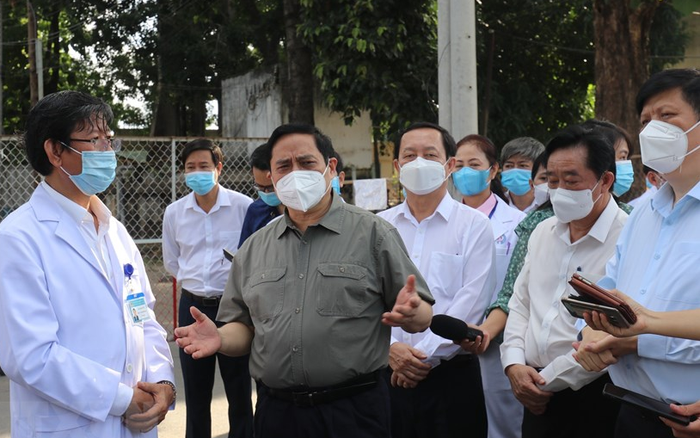 Thủ tướng chỉ đạo tăng cường phòng chống dịch Covid-19 dịp Tết 2023 Thủ tướng chỉ đạo tăng cường phòng chống dịch Covid-19 dịp Tết Tân Mão