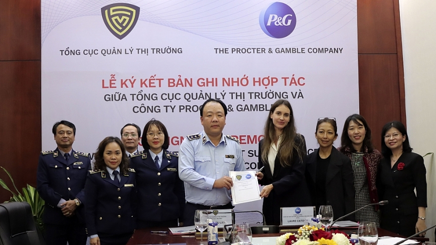 Tổng cục Quản lý thị trường hợp tác với P&G nâng cao hiệu quả công tác phòng, chống hàng giả
