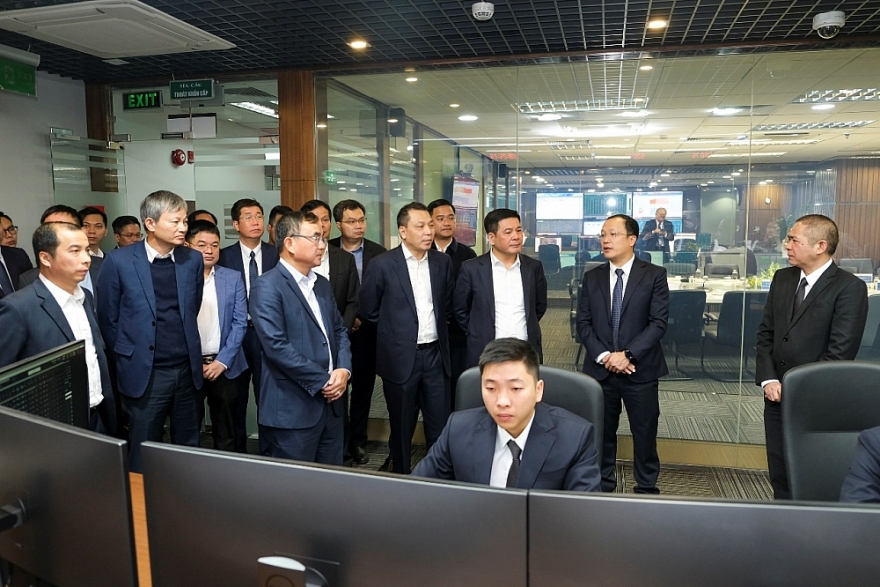 Sẵn sàng cung cấp điện an toàn, ổn định trong dịp Tết Nguyên đán 2023