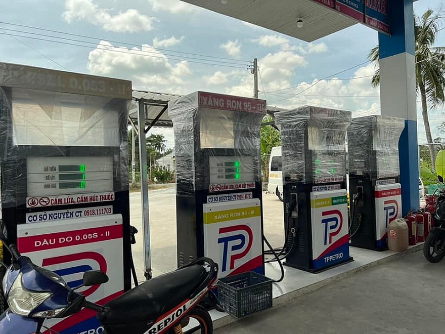 Kiểm tra đột xuất, phát hiện cây xăng “có hàng nhưng không bán”