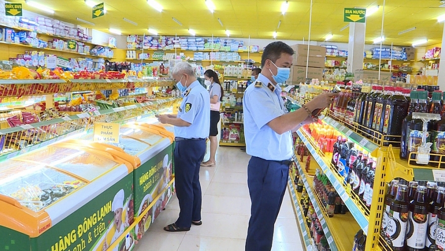 Doanh nghiệp, người dân 