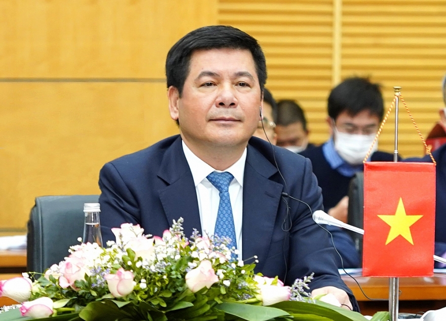 Sẵn sàng tiếp cận các nguồn lực tài chính, kỹ thuật từ các nước để phát triển năng lượng sạch