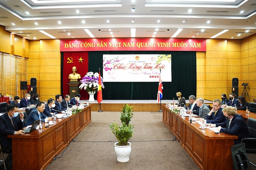 Sẵn sàng tiếp cận các nguồn lực tài chính, kỹ thuật từ các nước để phát triển năng lượng sạch