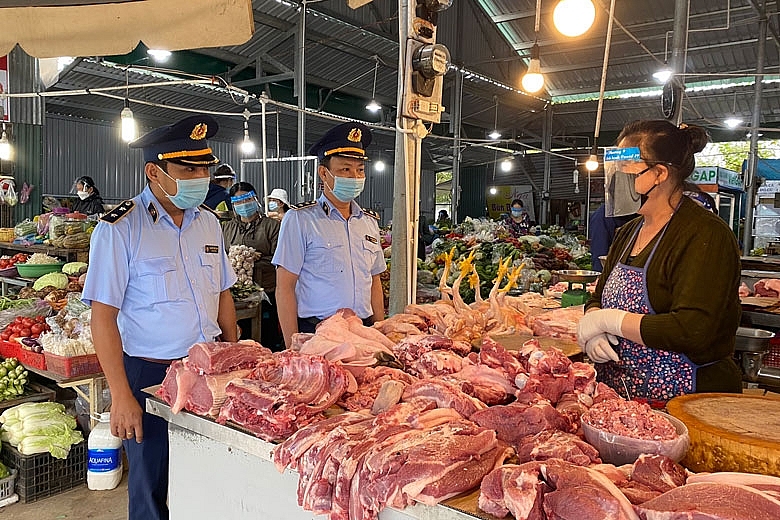 Hà Nội sẽ lấy mẫu xét nghiệm nhanh thực phẩm tại chợ