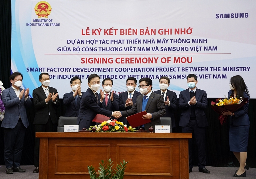 Samsung hợp tác cùng Bộ Công Thương phát triển nhà máy thông minh tại Việt Nam