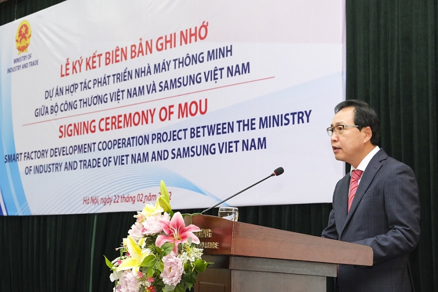 Samsung hợp tác cùng Bộ Công Thương phát triển nhà máy thông minh tại Việt Nam
