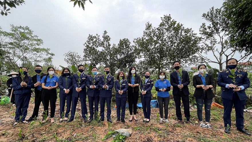 Trồng một cây xanh - một mầm hạnh phúc