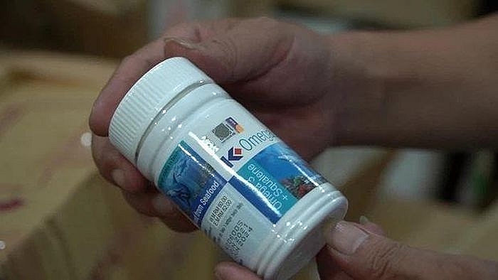 Phát hiện kho hàng trị giá hàng tỷ đồng nghi nhập lậu ở TP Hồ Chí Minh