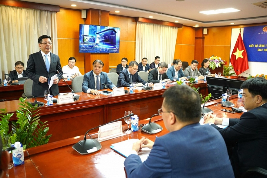 Tập trung các giải pháp đột phá về khoa học công nghệ, thúc đẩy công nghiệp nền tảng phát triển