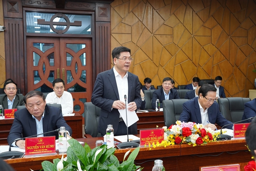 Hải Dương cần ưu tiên phát triển các ngành công nghiệp mới, có tính chất “dẫn đường”