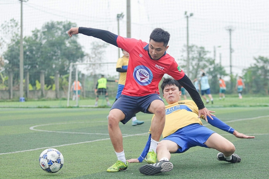 Đội bóng Cơ quan Tổng cục tạm dẫn đầu trong bảng xếp hạng Giải bóng đá nam Bộ Công Thương