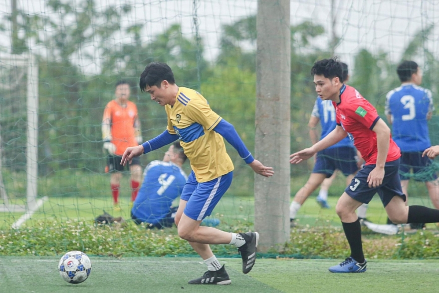 Đội bóng Cơ quan Tổng cục tạm dẫn đầu trong bảng xếp hạng Giải bóng đá nam Bộ Công Thương