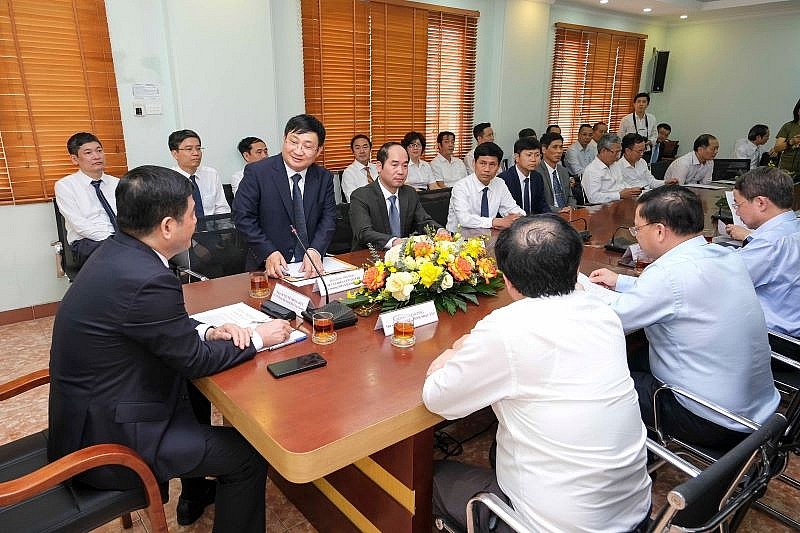 Bộ trưởng Nguyễn Hồng Diên làm việc với Viện Nghiên cứu Cơ khí