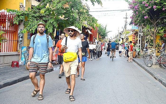 World Bank: Khách du lịch quốc tế đến Việt Nam sẽ phục hồi từ giữa năm 2022