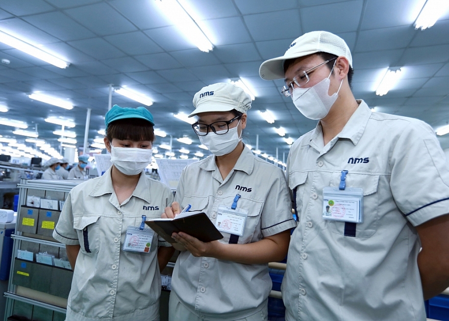 Chốt đề xuất trình Chính phủ tăng lương tối thiểu vùng 6%