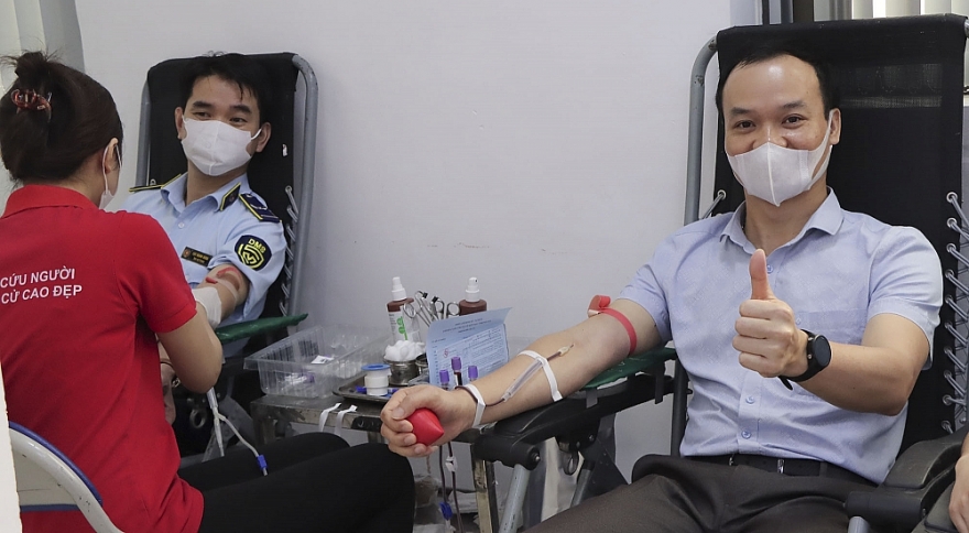 Lực lượng QLTT góp thêm .... máu vào quỹ máu quốc gia