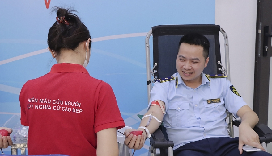 Lực lượng QLTT góp thêm 41.300ml máu vào quỹ máu quốc gia