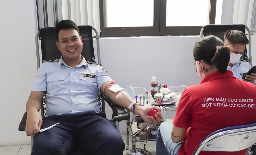 Lực lượng QLTT góp thêm 41.300ml máu vào quỹ máu quốc gia