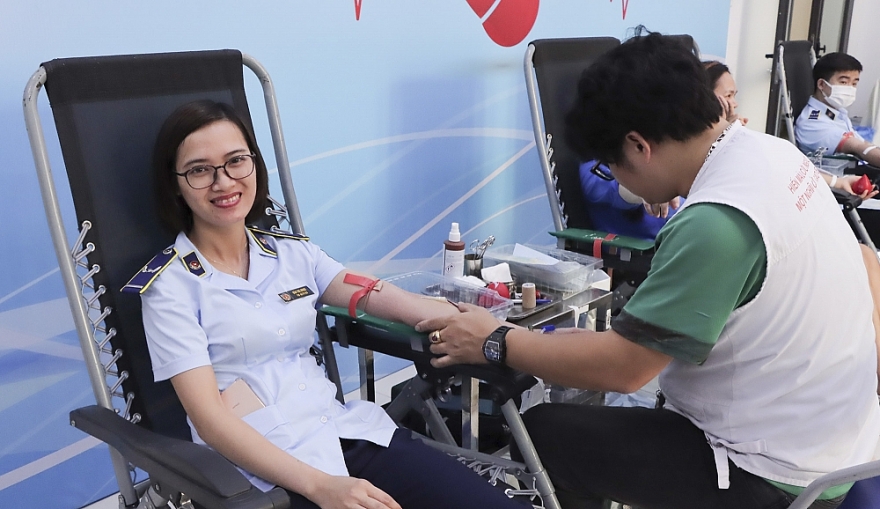 Lực lượng QLTT góp thêm 41.300ml máu vào quỹ máu quốc gia