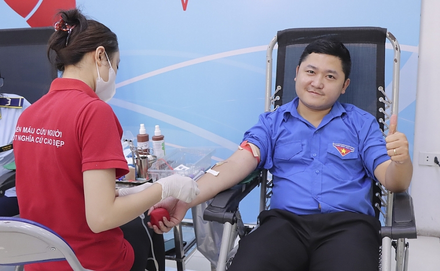 Lực lượng QLTT góp thêm .... máu vào quỹ máu quốc gia