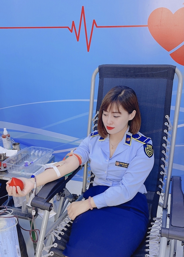 Lực lượng QLTT góp thêm .... máu vào quỹ máu quốc gia