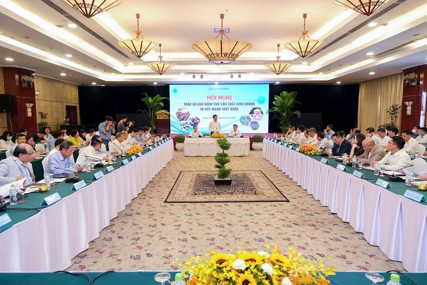 Bộ trưởng Nguyễn Hồng Diên: Tháo gỡ thực chất từng khó khăn cho doanh nghiệp để đẩy mạnh xuất khẩu